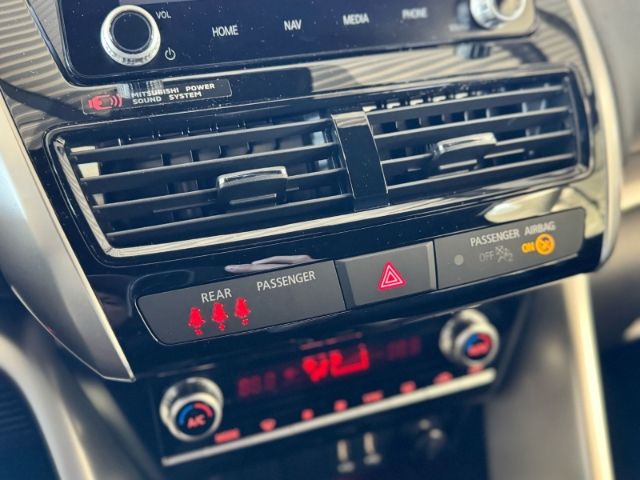 Mitsubishi Eclipse Cross Mitsubishi Plug-In Hybrid Select-P