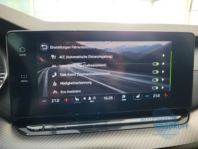 Skoda Octavia Combi RS 2.0 TSi - Samsaru's Car Outlet