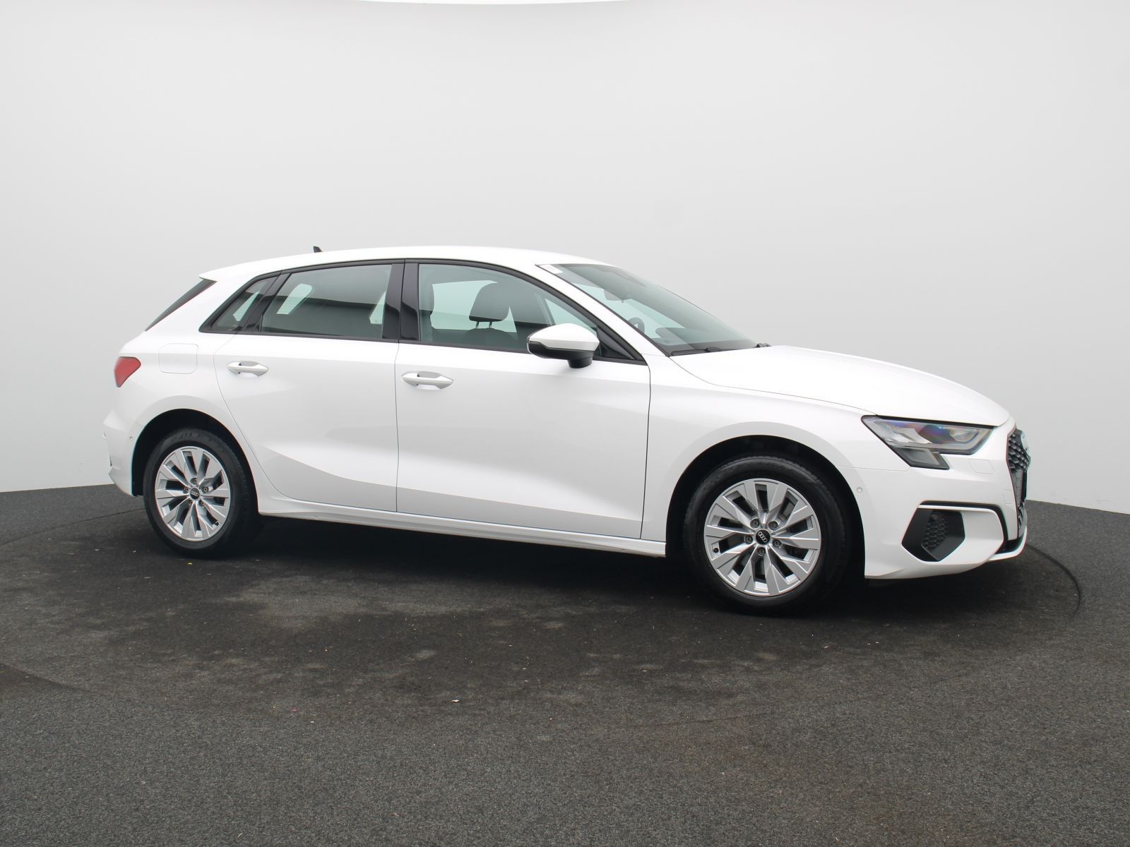 Audi A3 Sportback 40 TFSIe S-tronic / ParkAssi, SHZ