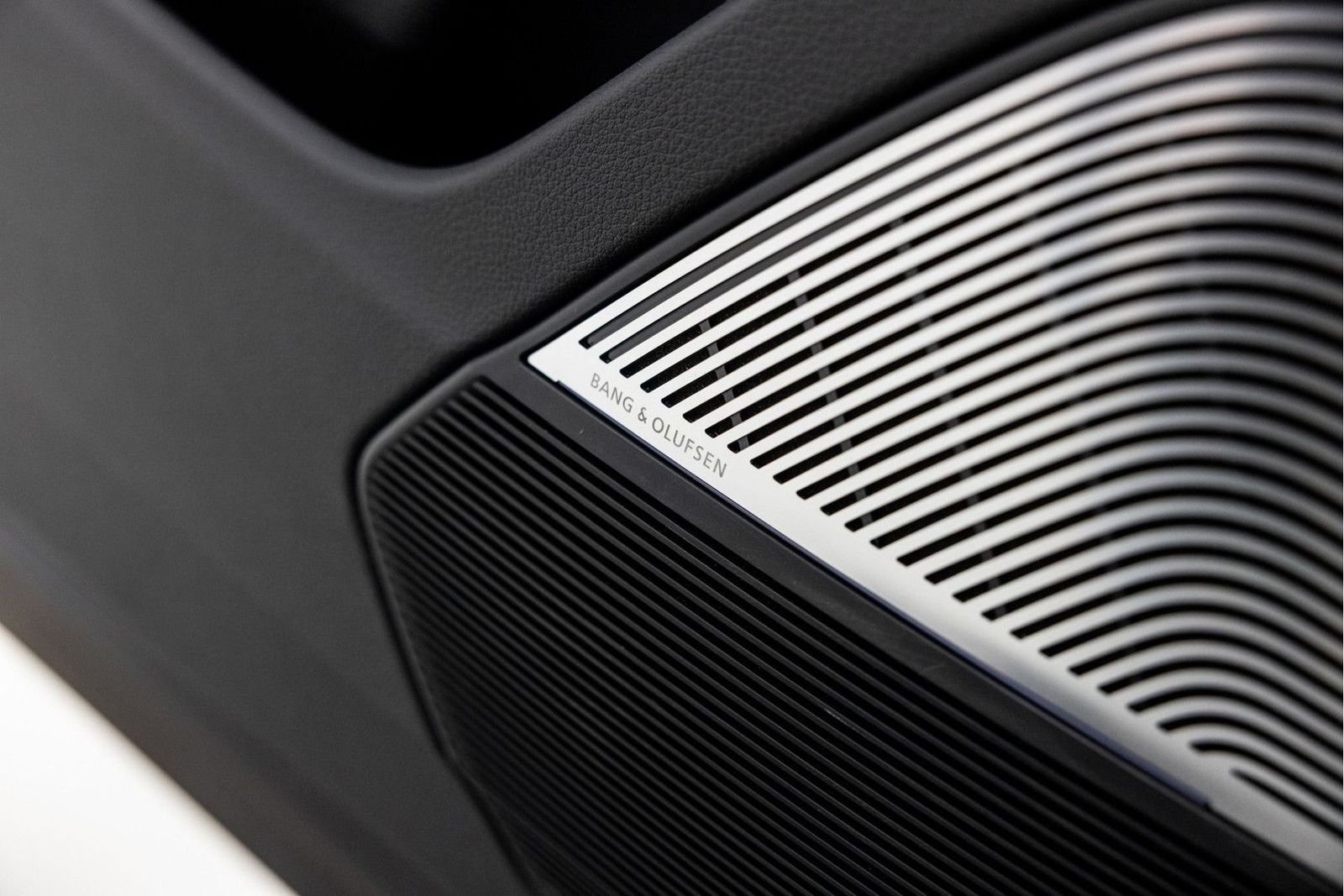 Audi RSQ8 4.0 TFSI 760 PK ABT Legacy Edition 1/125 |