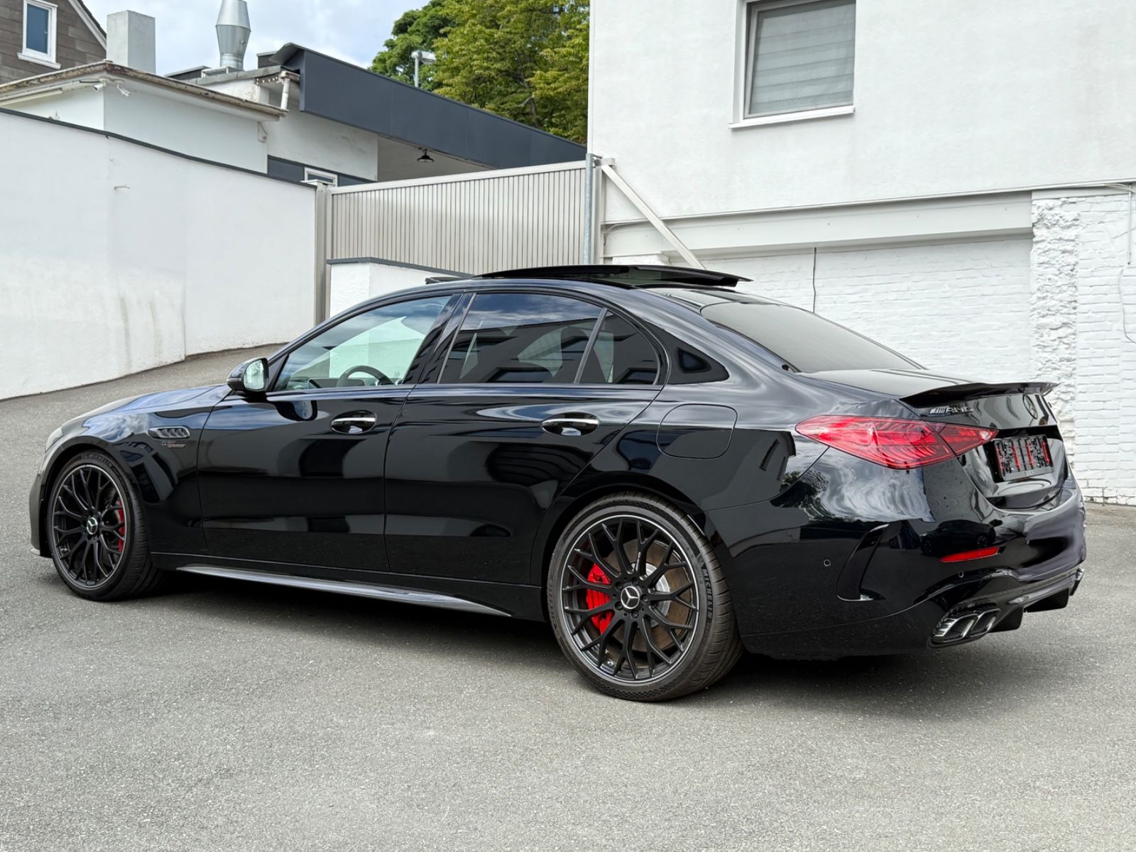 Mercedes-Benz C 63 S AMG - Samsaru's Car Outlet