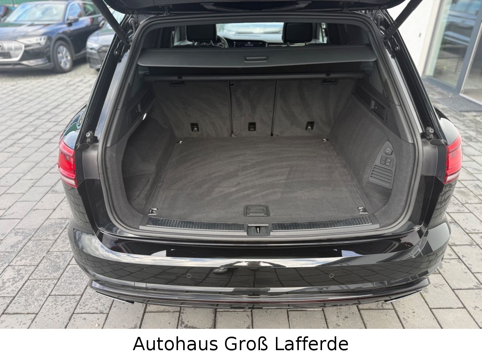 Volkswagen Touareg R-Line 4Motion 360 Kam Head Up Pano