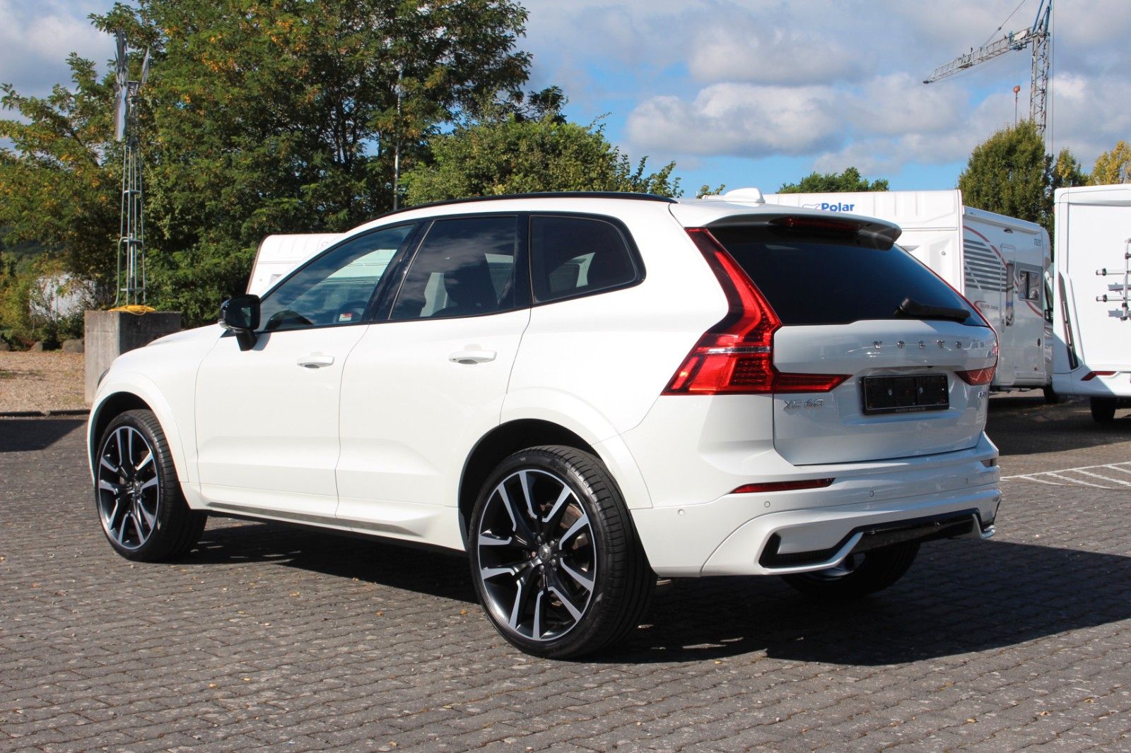 Volvo XC60 B5 Benzin Ultra Dark Massagesitze
