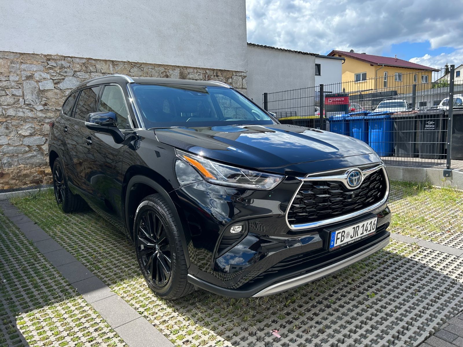 Toyota Highlander Hybrid Luxury AWD ( 7 Sitzplätze )