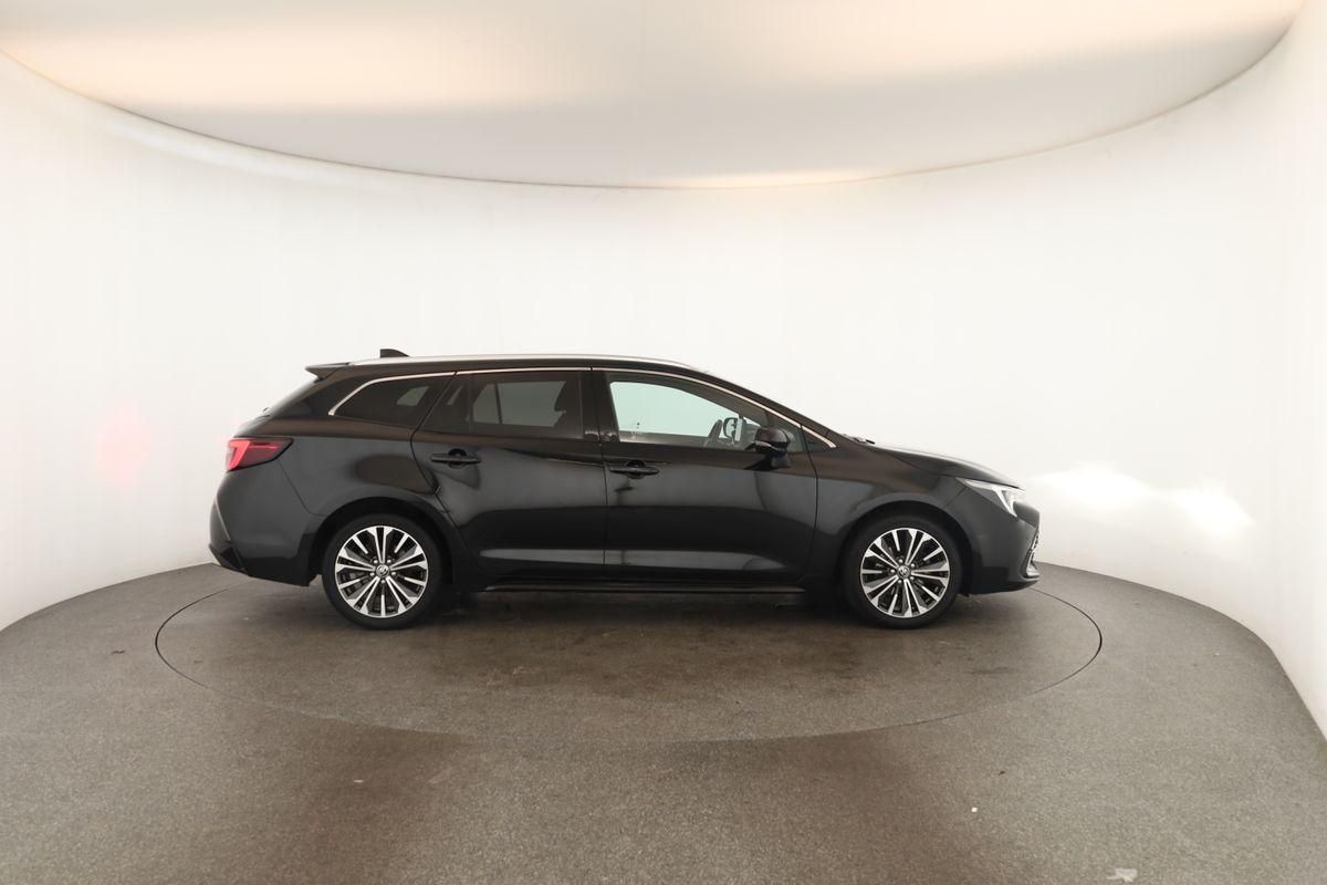Toyota Corolla Touring Sports 1.8 CVT Team D Navi Kam