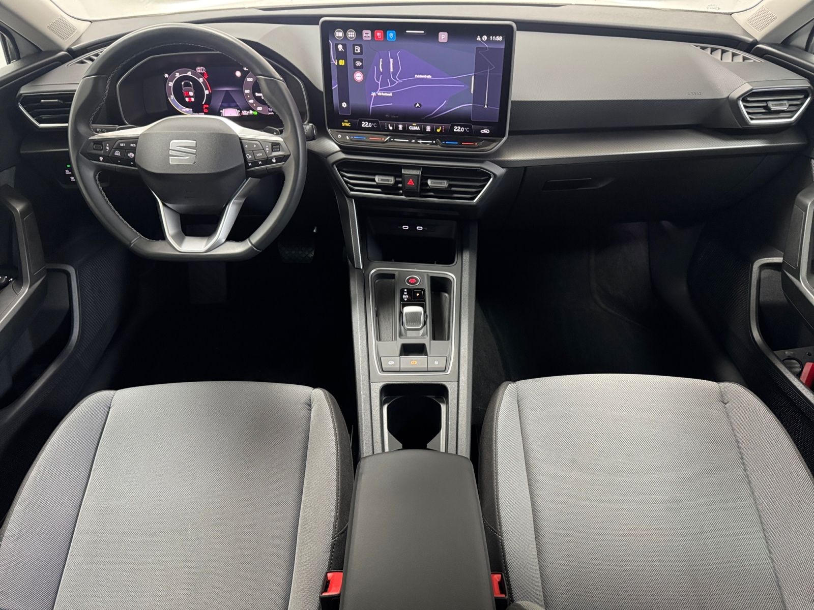 Seat Leon ST 2.0 TDI DSG Style AHK LED Navi