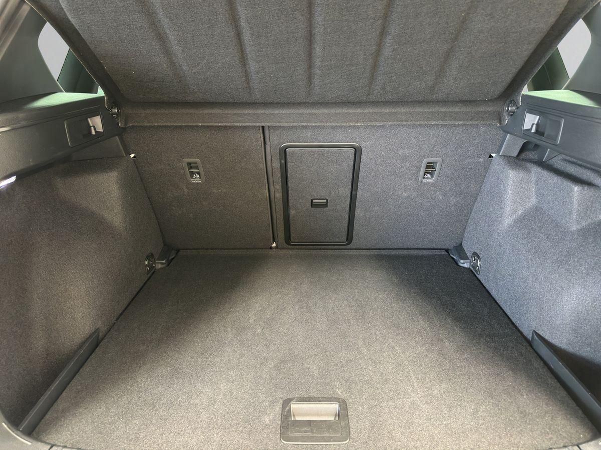 Seat Ateca Xperience DSG AHK/Navi/Kamera/LED/LichtAss
