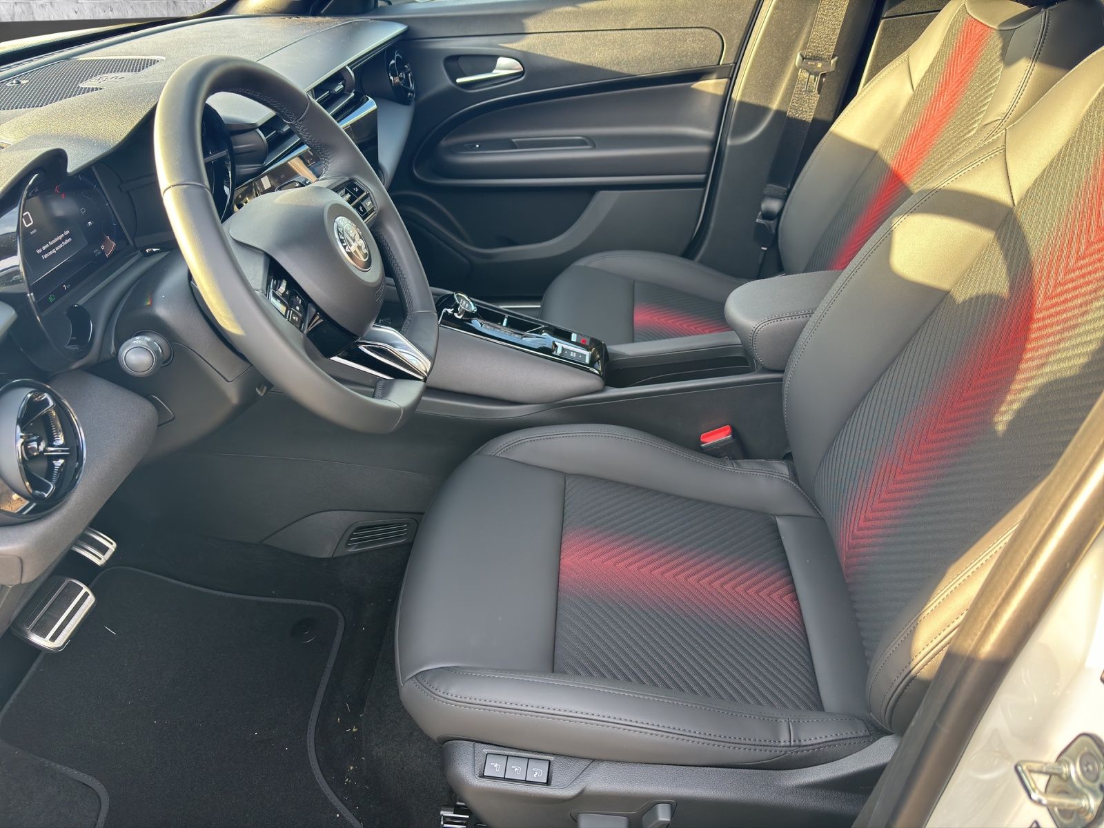 Alfa Romeo Junior Ibrida SPECIALE 1.2 100KW ''LED''MASSAGE'