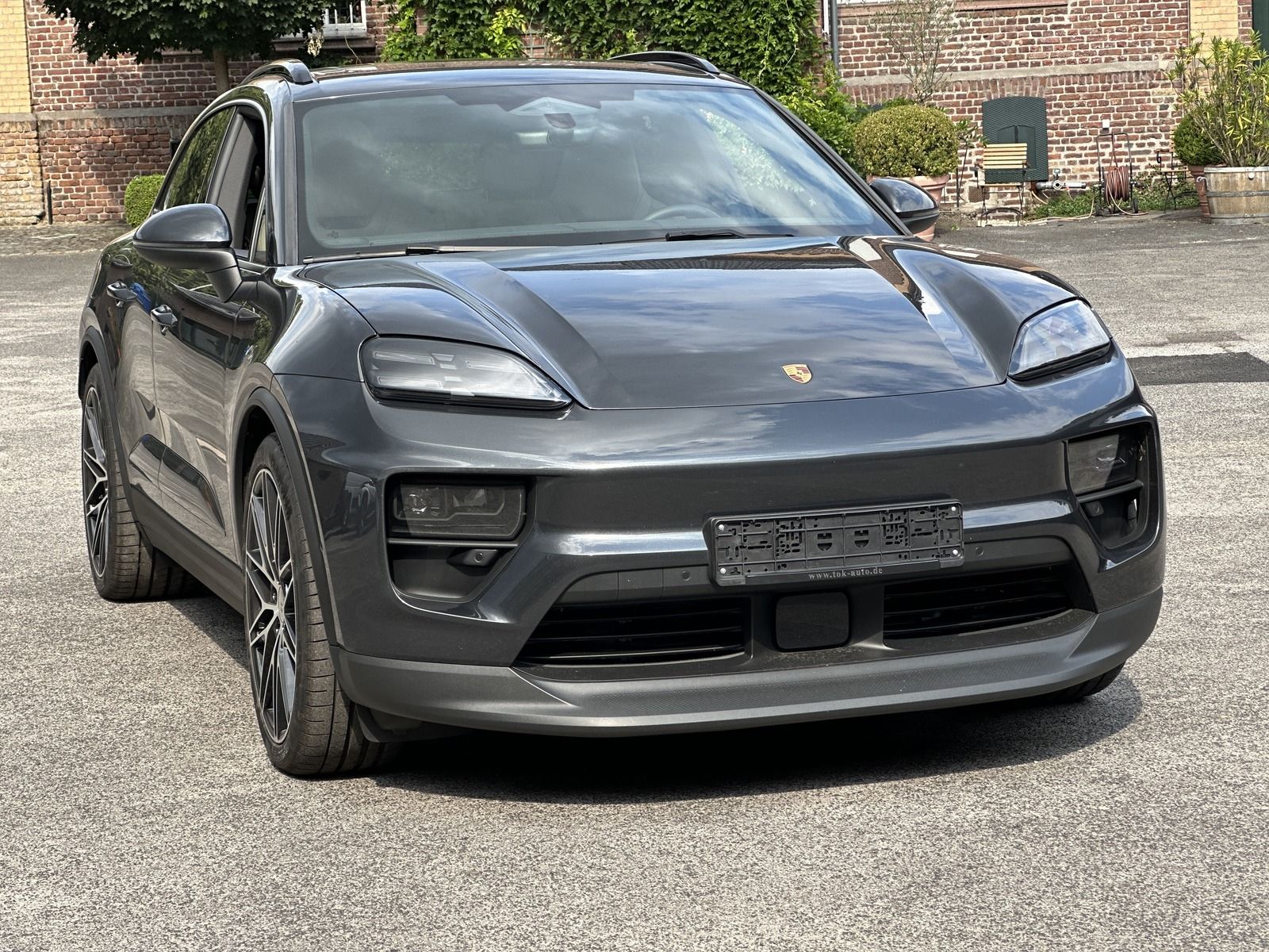 Porsche Macan 4 INNODRIVE - Samsaru's Car Outlet