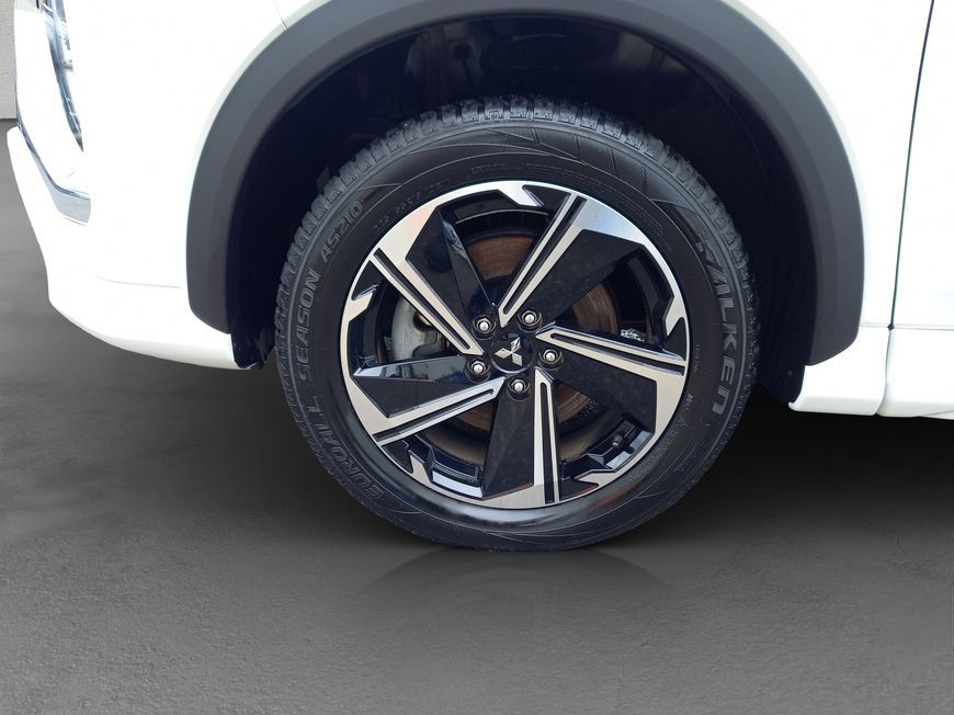 Mitsubishi Eclipse Cross Plug-In Hybrid 4WD Select