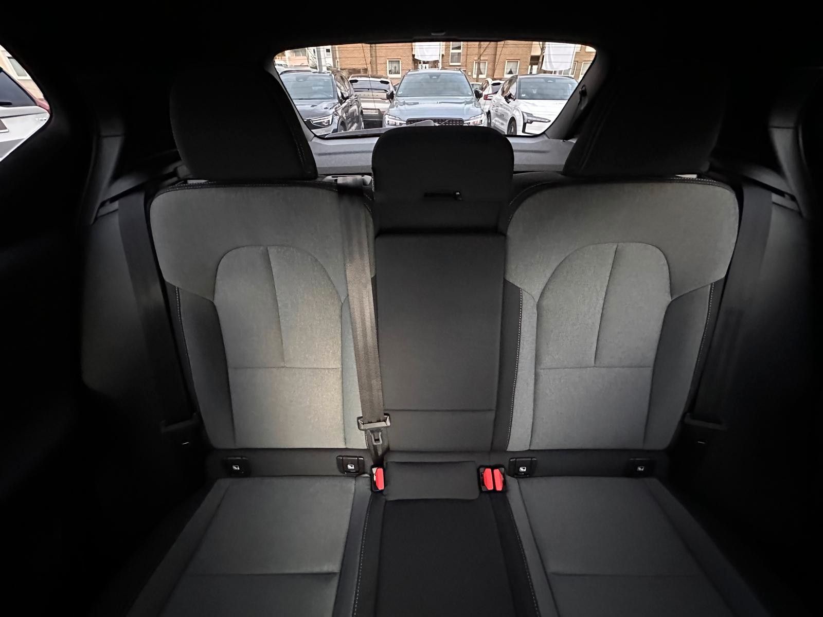 Volvo XC40 T4 Plug in MJ23, AHK,BLIS,ACC,Kamera,19''