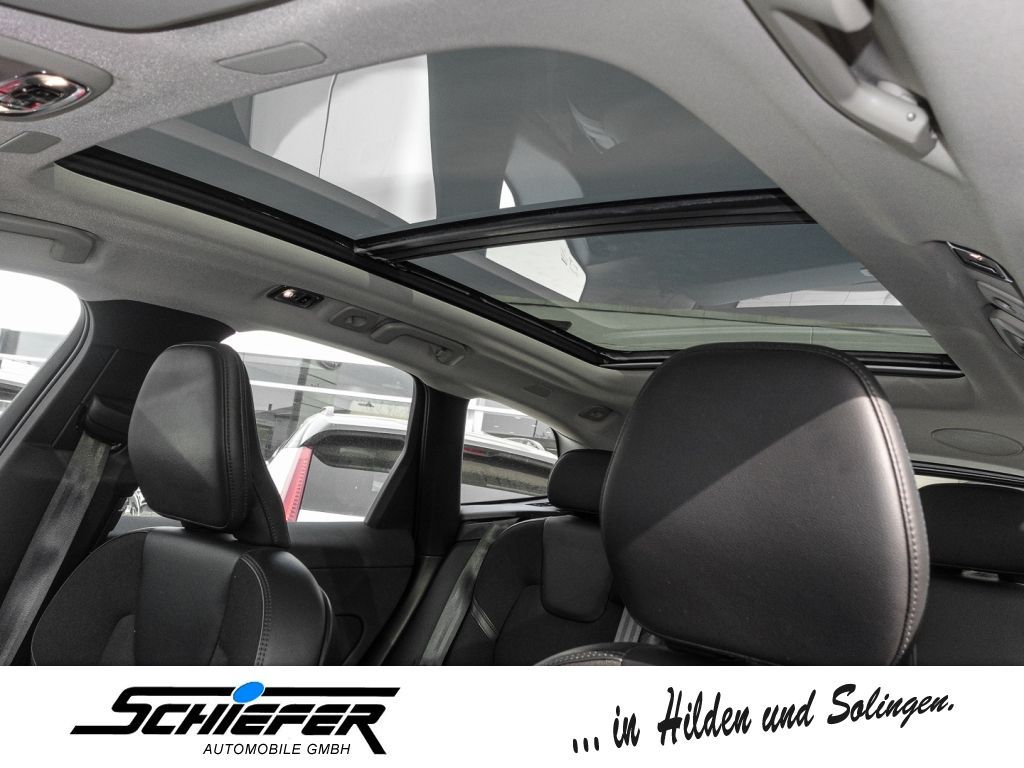 Volvo XC60 T6 AWD Recharge Geartronic RDesign Expressi