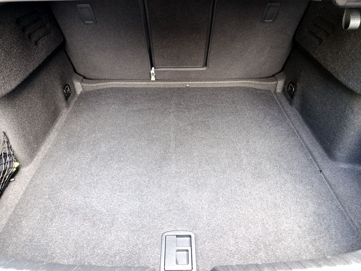 Audi A3 Limousine 30 TFSI S-TR 5JG+LED+NAV+AHK+ACC+VC