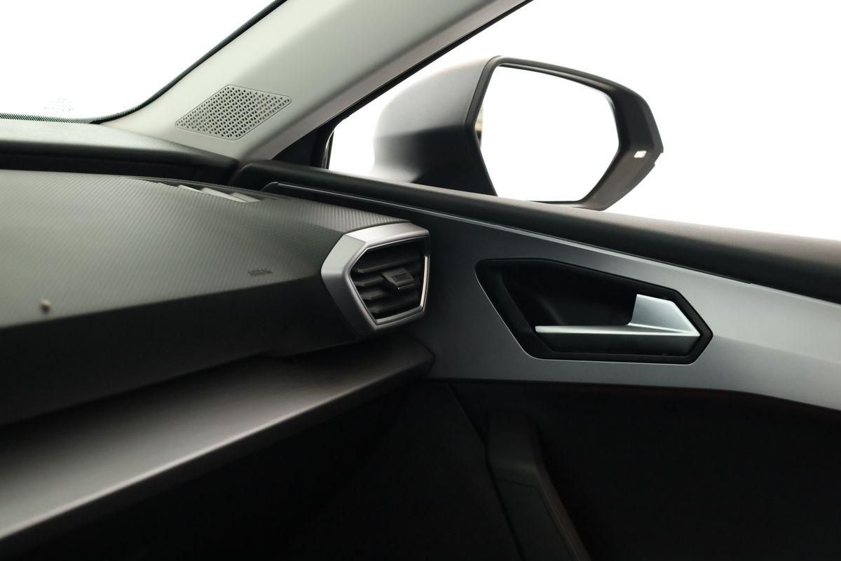 Seat Leon Sportstourer 2.0 TDI DSG FR LED Nav Kam AHK