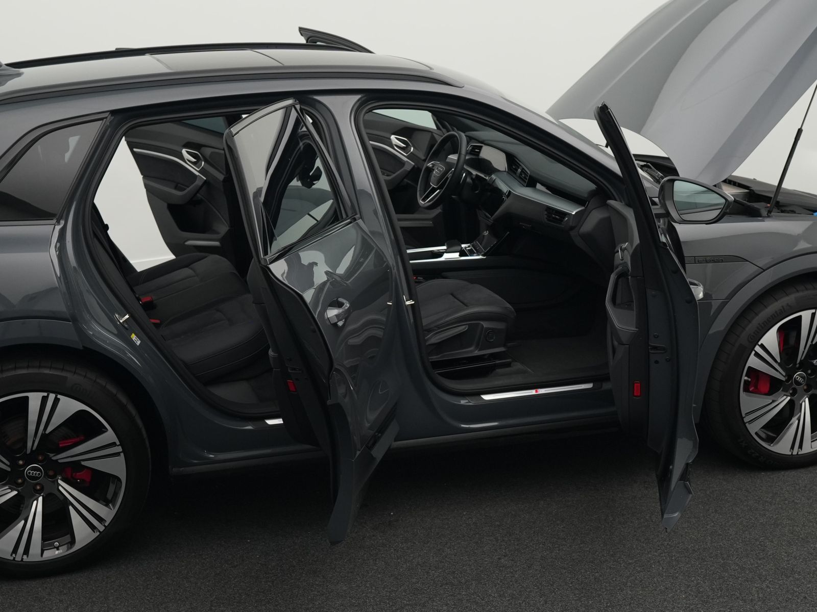 Audi Q8 e-tron 50 quattro 2x S line*Opt.schw*PANO*AHK