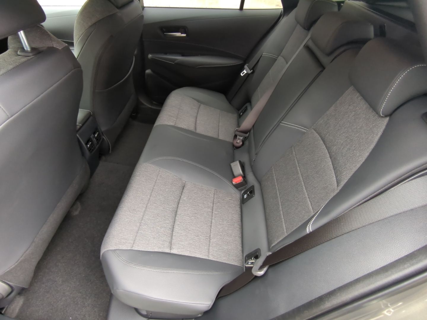 Toyota Corolla Touring Sports Hybrid 1.8 EU6e (Syst.122