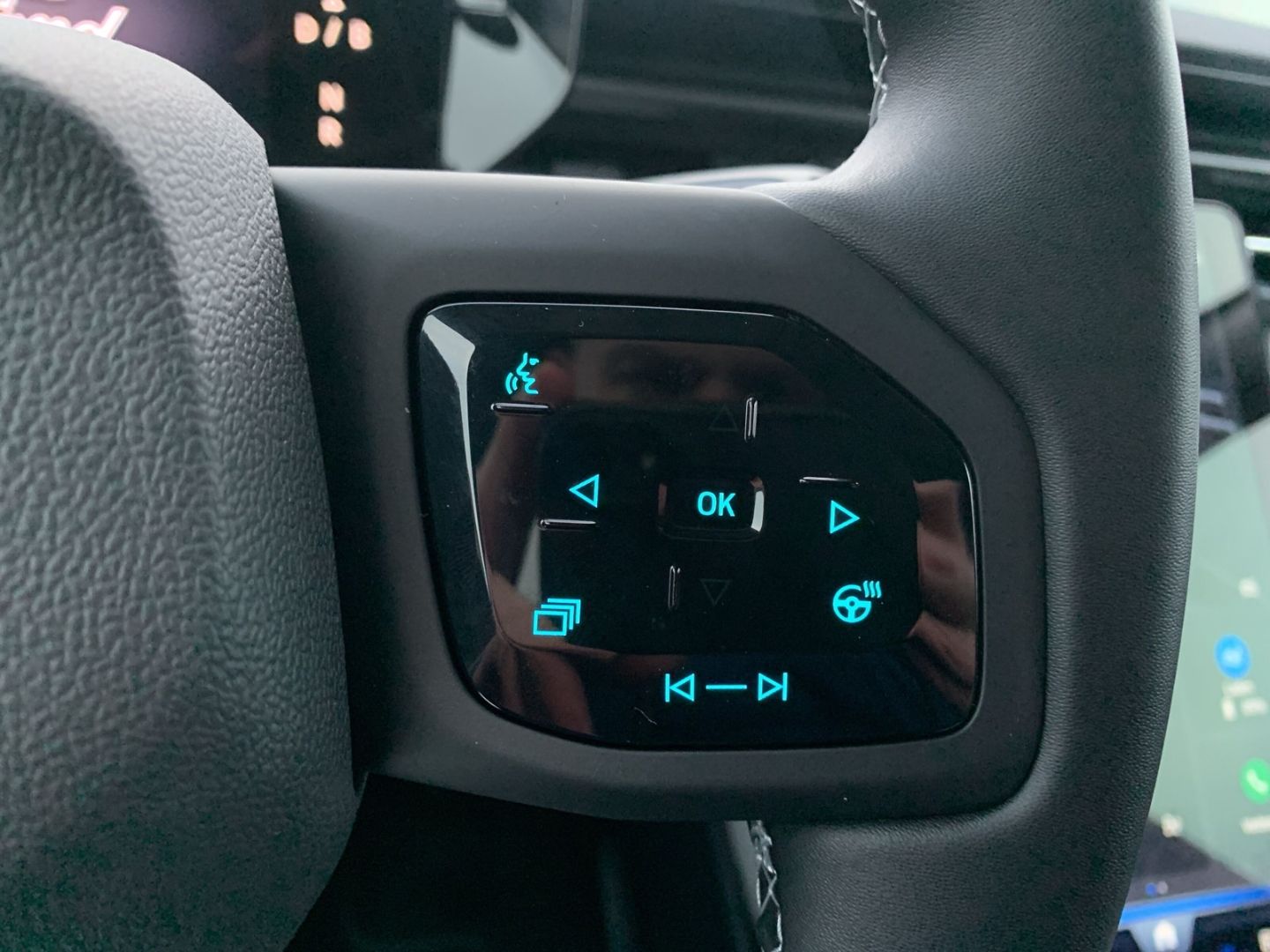 Ford Explorer RWD Extended Range HUD AHK-el. klappb.