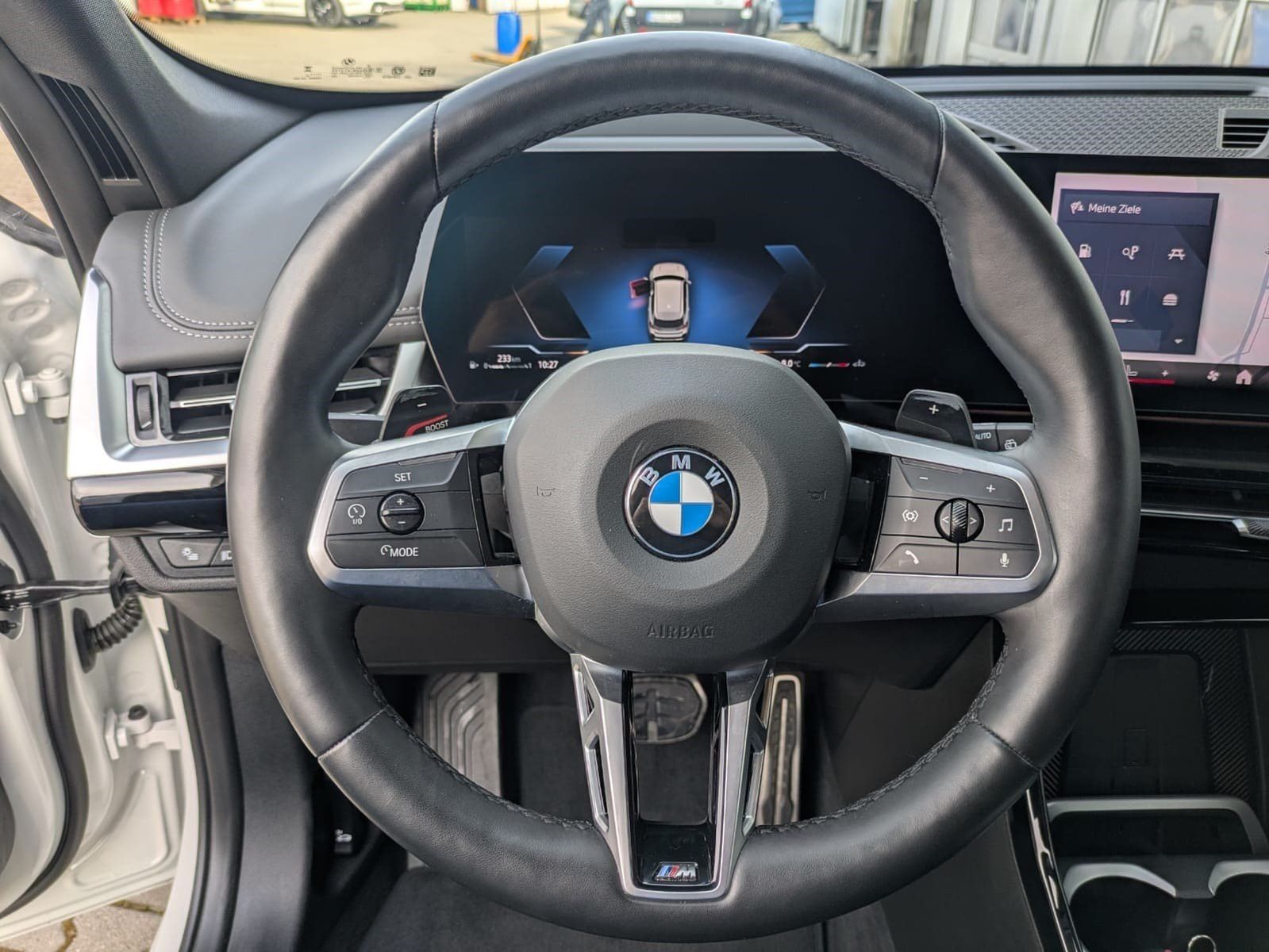 BMW X1 xDrive23i M Sport - Samsaru's Car Outlet