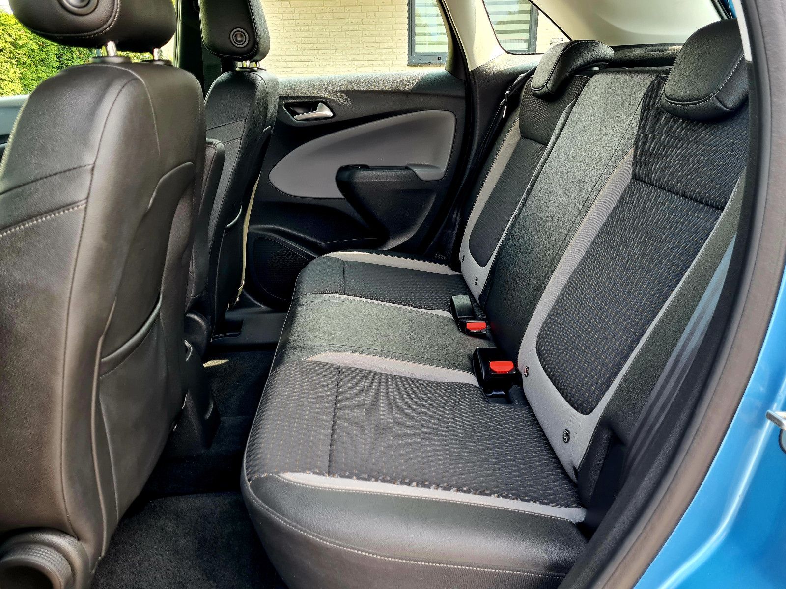 Opel Crossland Innovation - Samsaru's Car Outlet