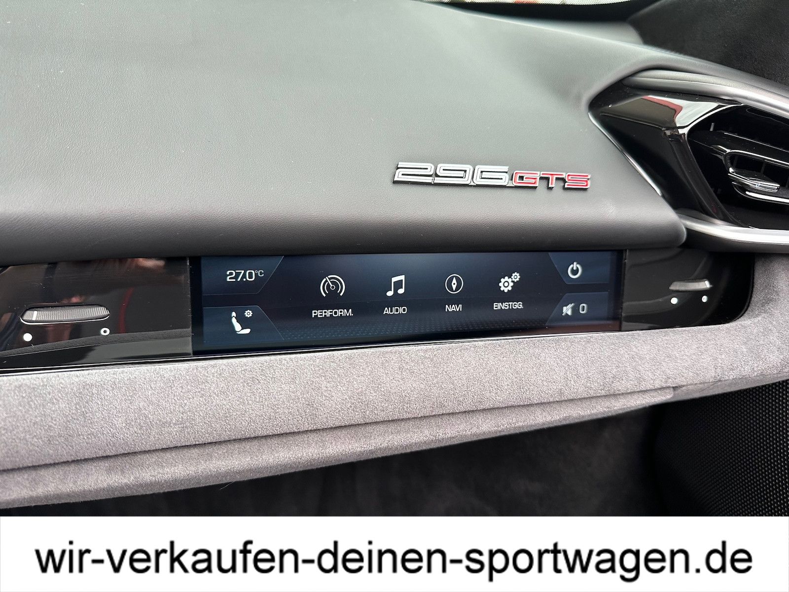 Ferrari 296 GTS - Samsaru's Car Outlet