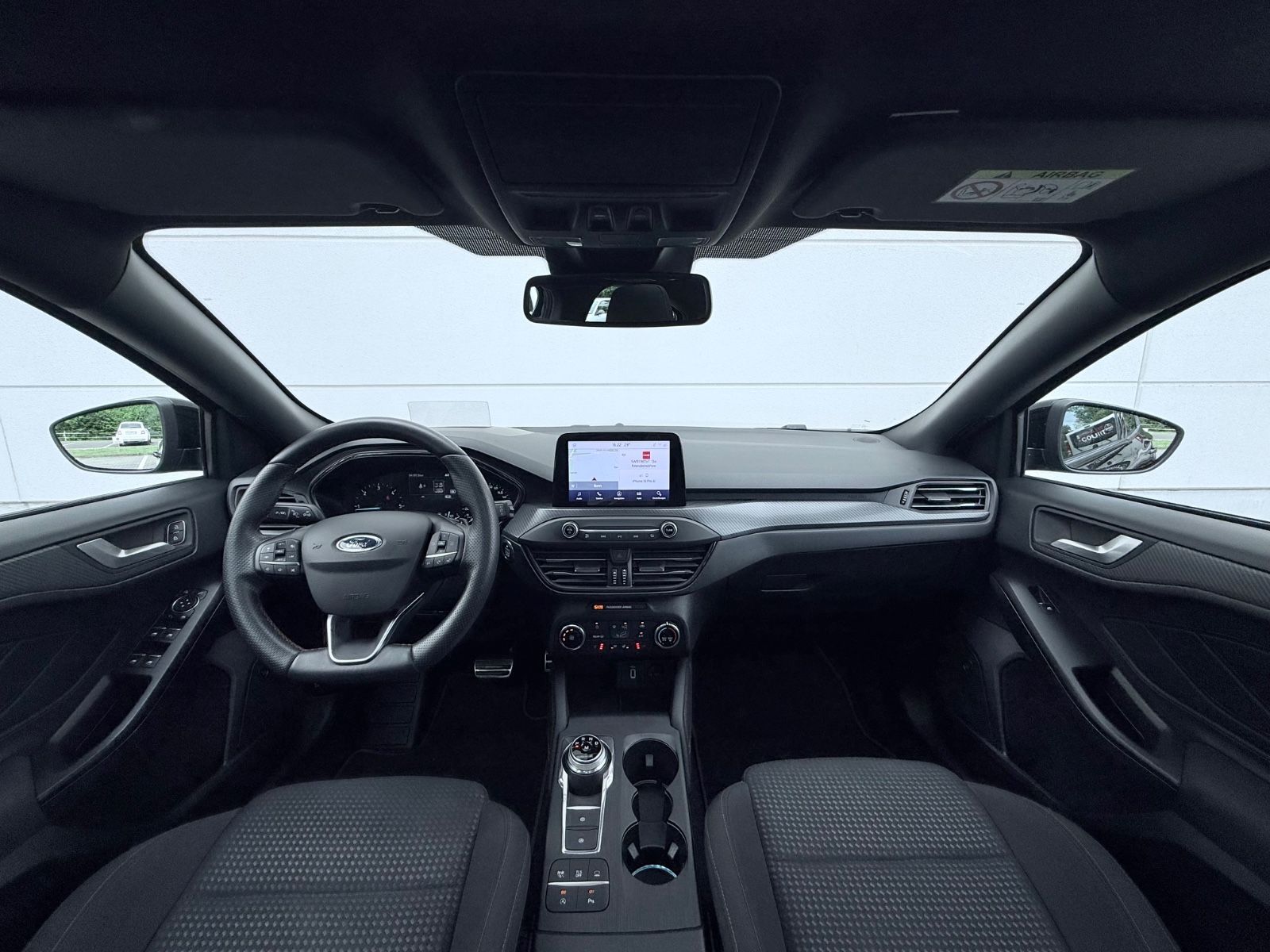 Ford Focus Lim. ST-Line - Samsaru's Car Outlet