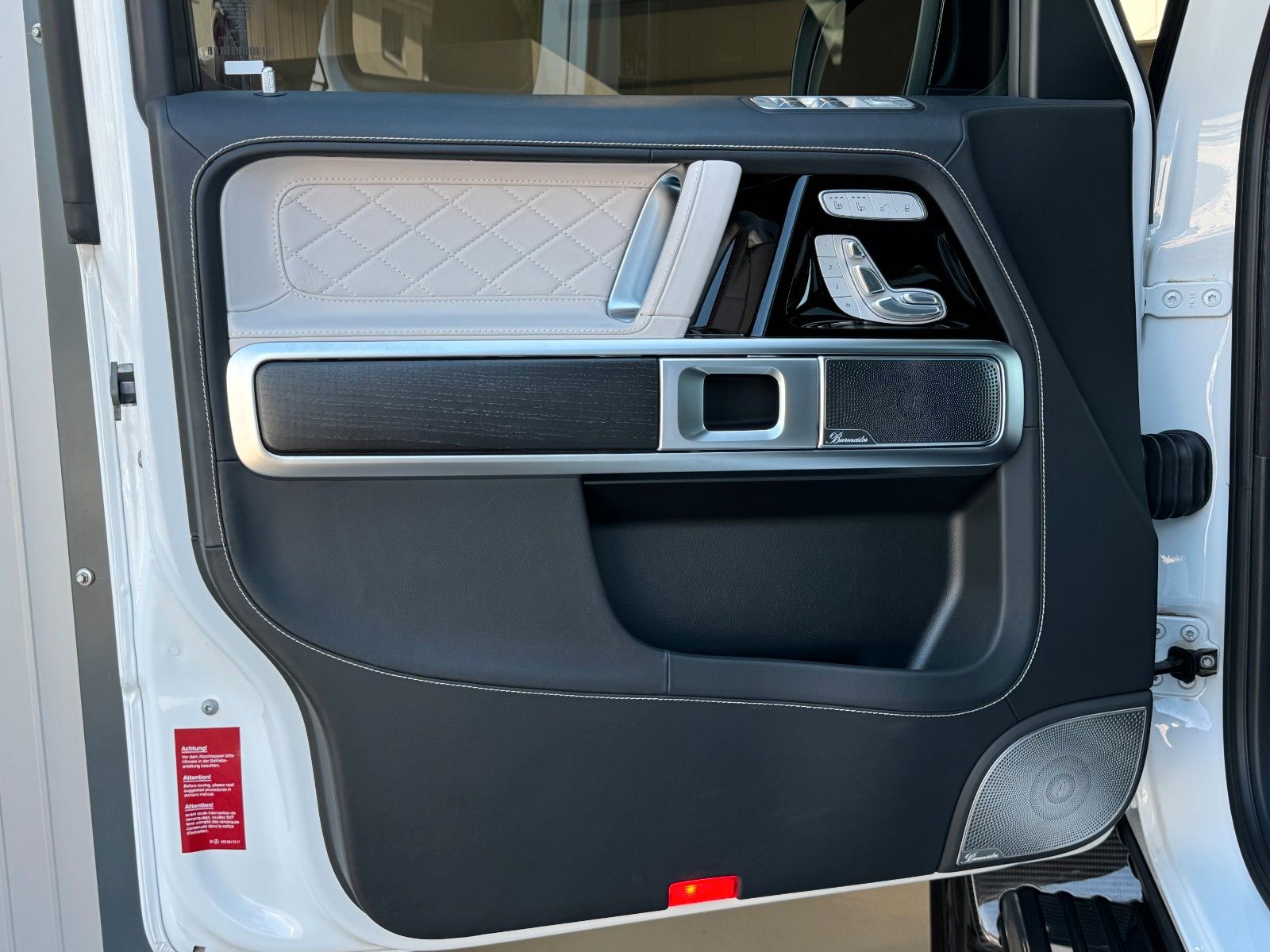 Mercedes-Benz G 63 AMG 4x4² - Samsaru's Car Outlet