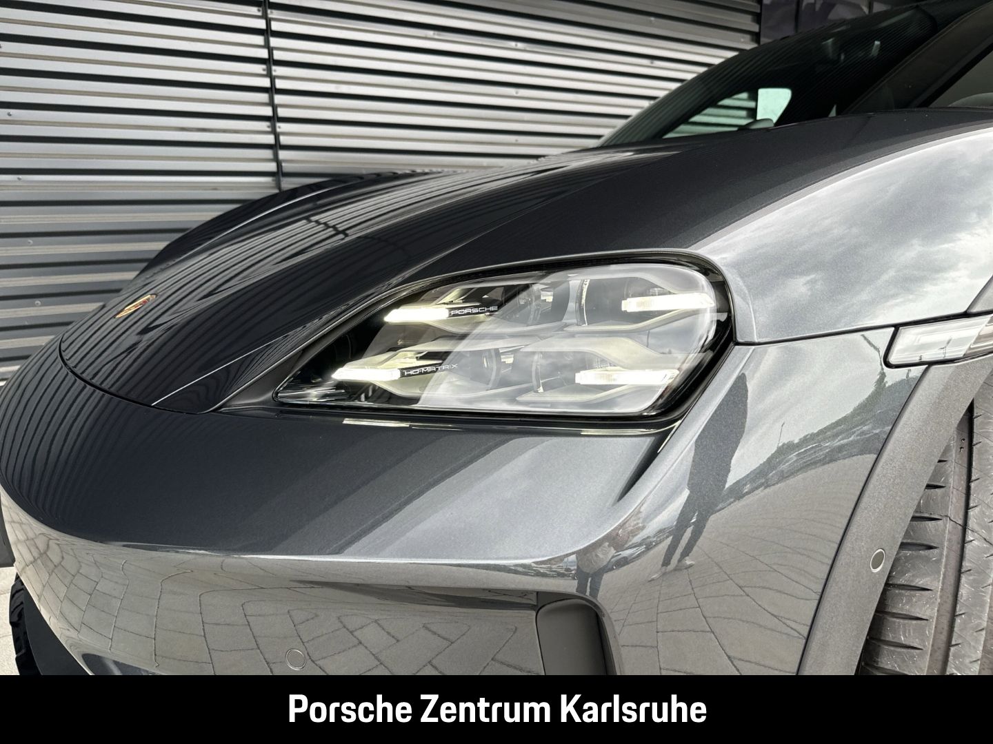 Porsche Taycan 4 Cross Turismo Offroad HA-Lenkung InnoDr