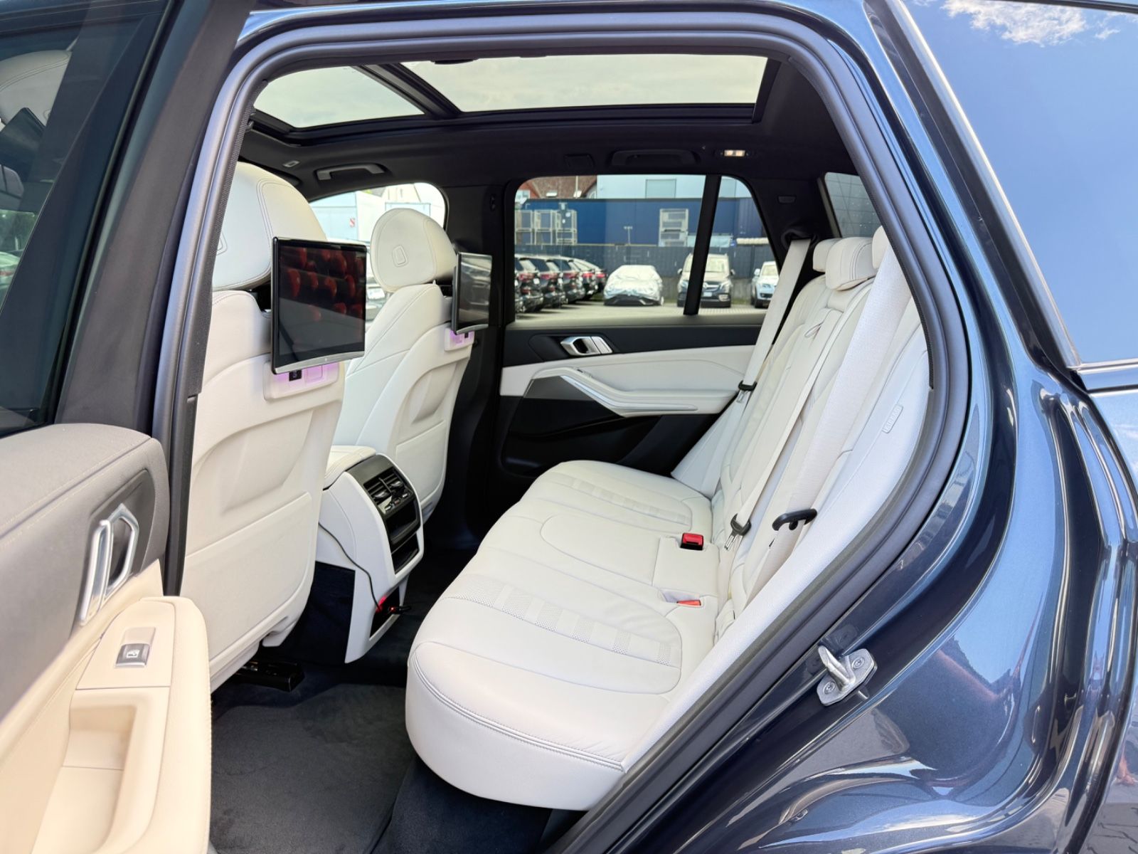 BMW X5*xDrive*45e*MSport*360*ACC*HUD*AHK*DAB*LASER*