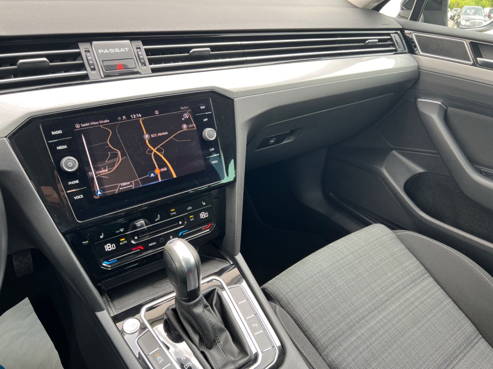 Volkswagen Passat 2.0 TDI - Samsaru's Car Outlet