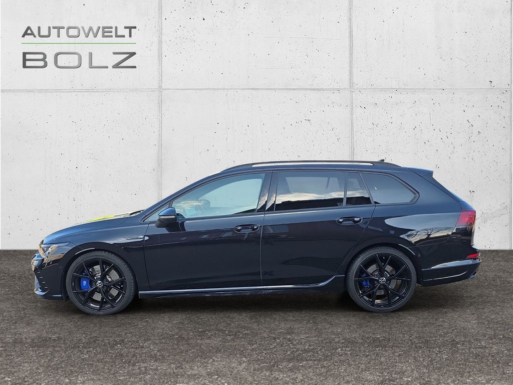 Volkswagen Golf VIII R Variant 2.0 TSI 4Motion HUD AHK PANO