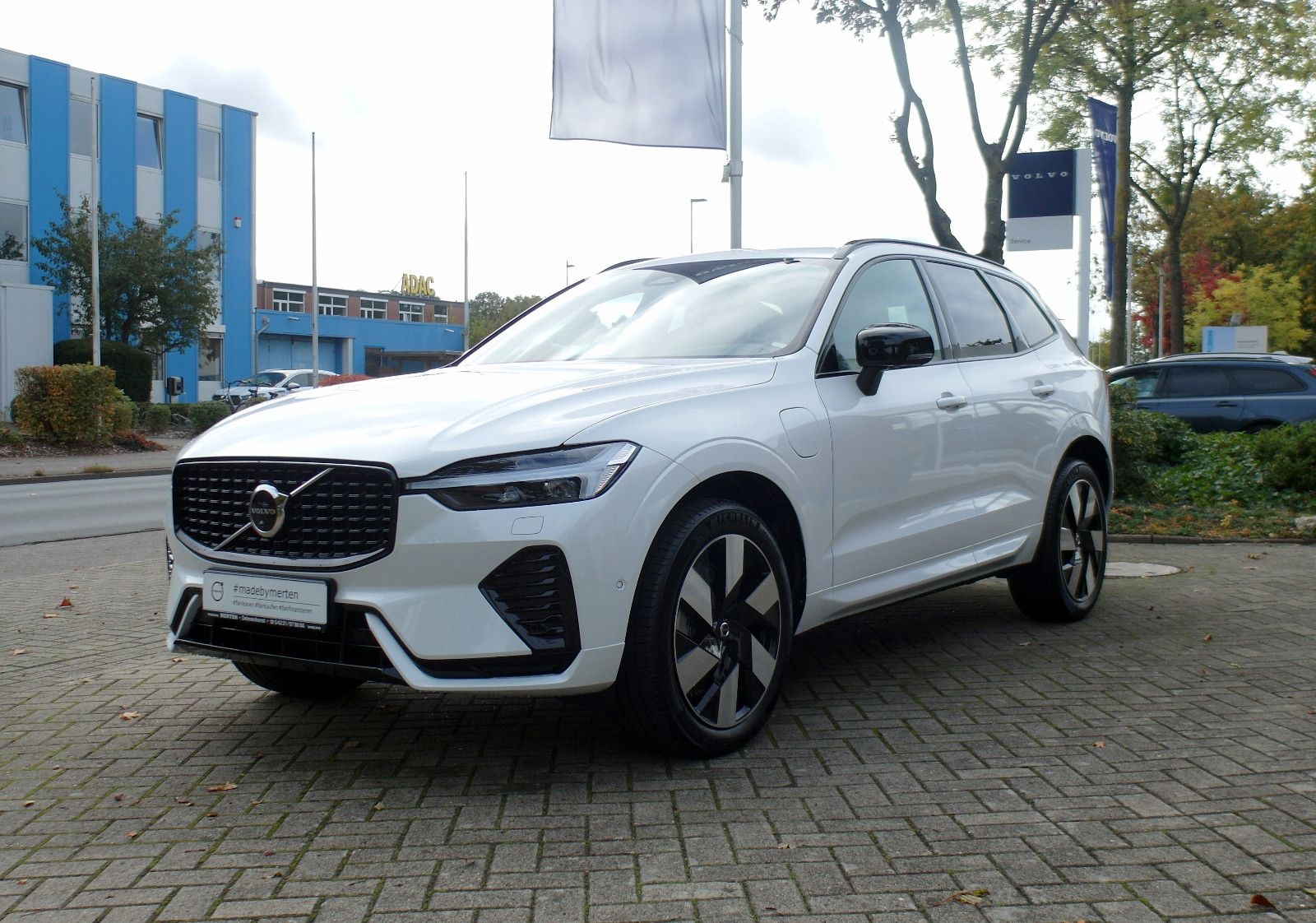 Volvo XC60 T6 AWD Plus Dark #volvocars #madebymerten