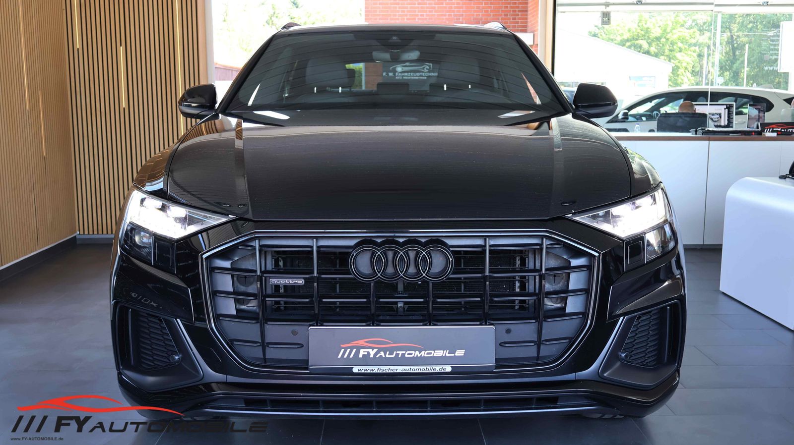 Audi Q8 50 TDI quattro S Line - Samsaru's Car Outlet