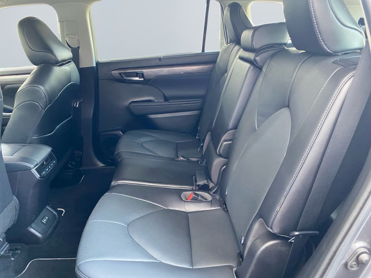 Toyota Highlander 2.5 Hybr Executive *7-Si*Leder*CAM*AH