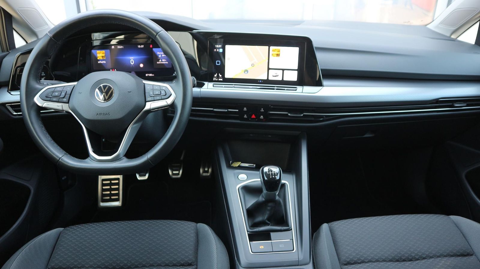 Volkswagen Golf Active - Samsaru's Car Outlet