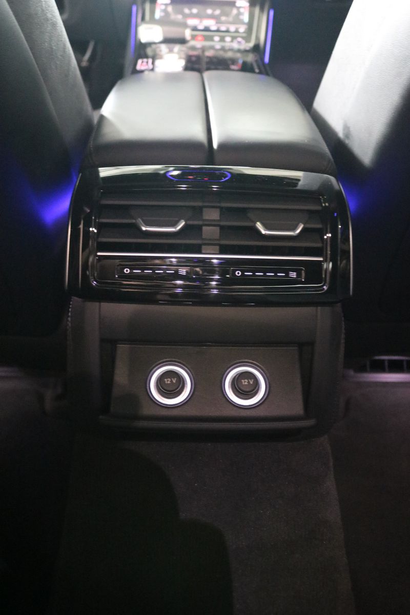 Audi A8 55 TFSI quattro - Samsaru's Car Outlet
