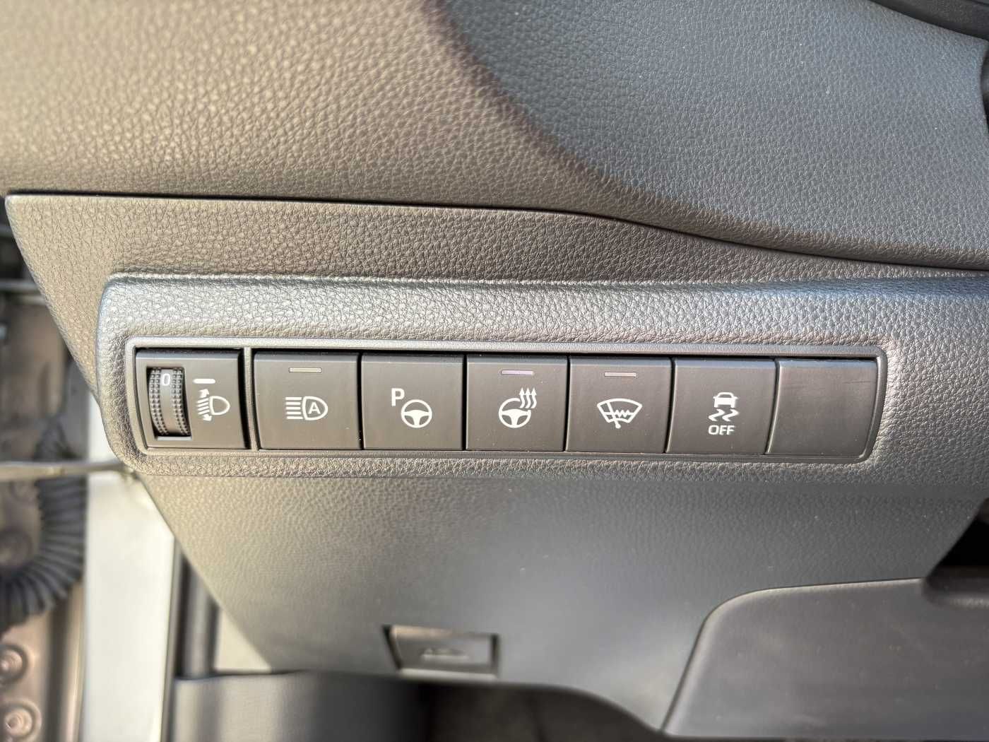 Toyota Corolla Touring Sports Hybrid - Samsaru's Car Outlet