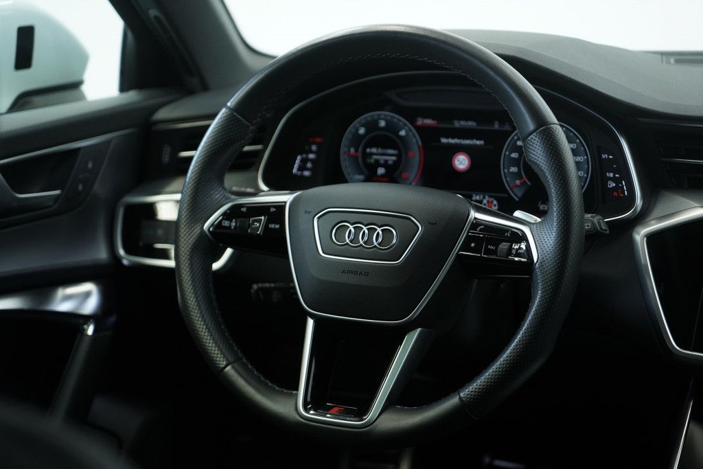 Audi A6 Avant 40 TDI q. S line - Samsaru's Car Outlet