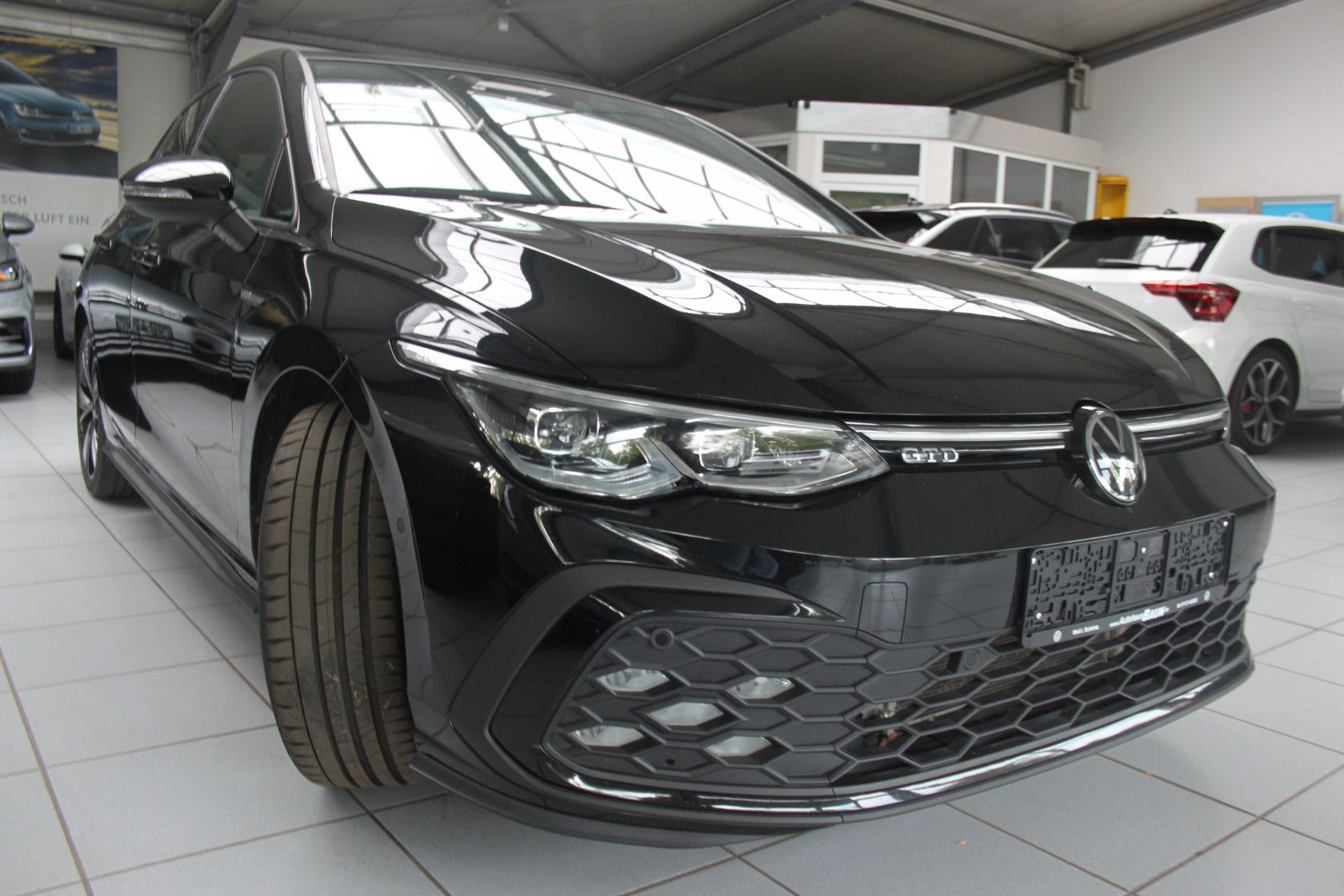 Volkswagen Golf VIII Lim. GTD/DSG/PANO/LEDER/DCC/H&K/HUD/AL