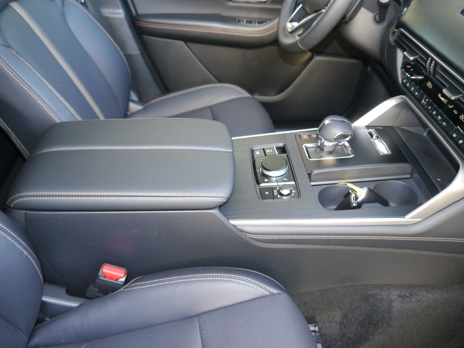 Mazda CX-60 e-SKYACTIV-D 6 ZYLINDER  BLACK SALE