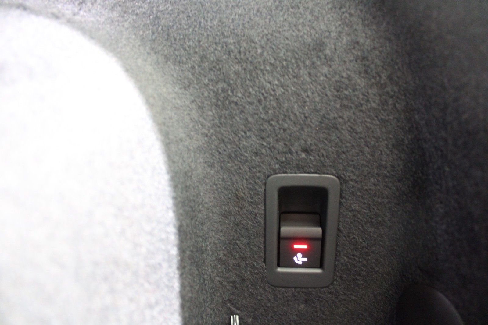 Audi Q3 40 TFSI quattro advanced - Samsaru's Car Outlet