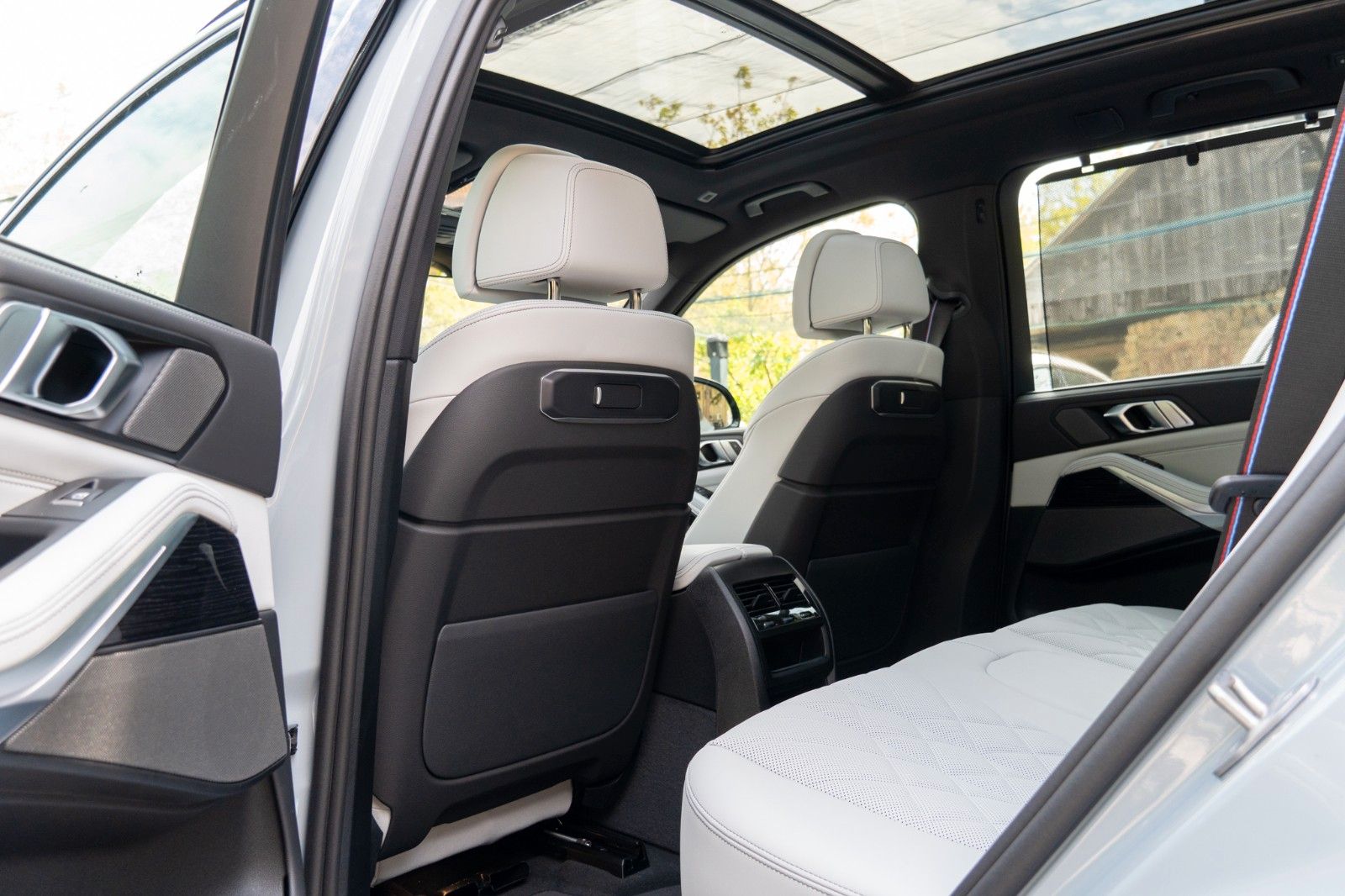 BMW X5 30d M SPORT.DR.ASS.360°PANO.LUFTF.H/K.AHK.22"