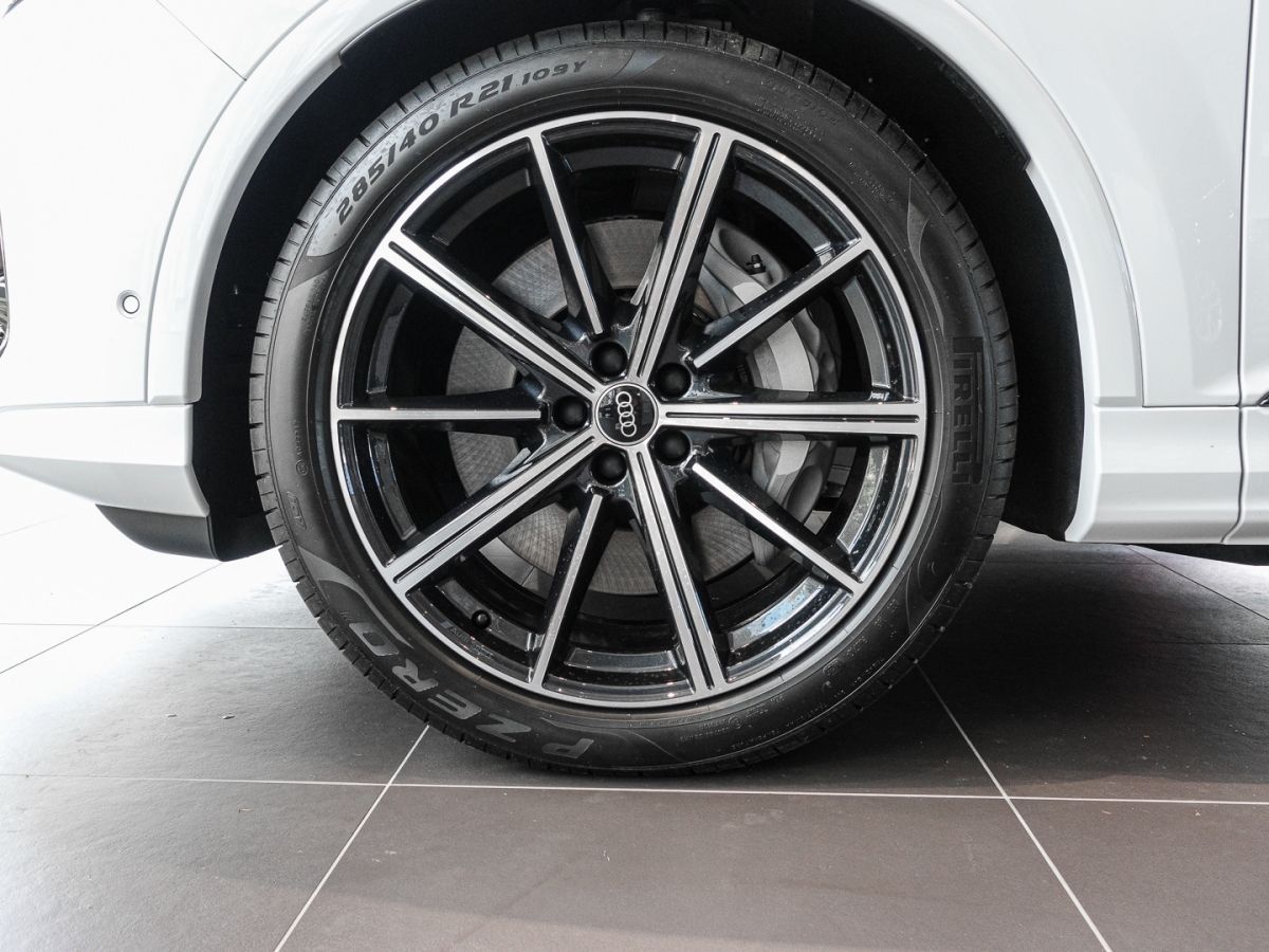 Audi Q7 SUV S line 55 TFSI e quattro 290 kW tiptronic
