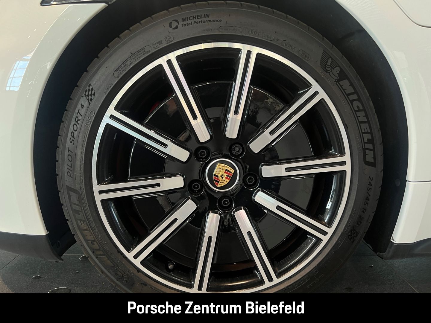 Porsche Taycan GTS Sport Turismo BOSE Panorama LED-Matri