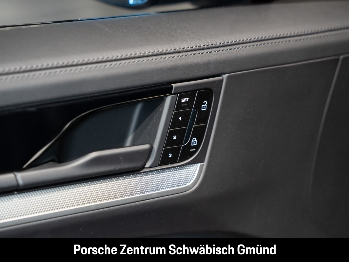 Porsche Cayenne S Coupe Nachtsicht InnoDrive Soft-Close