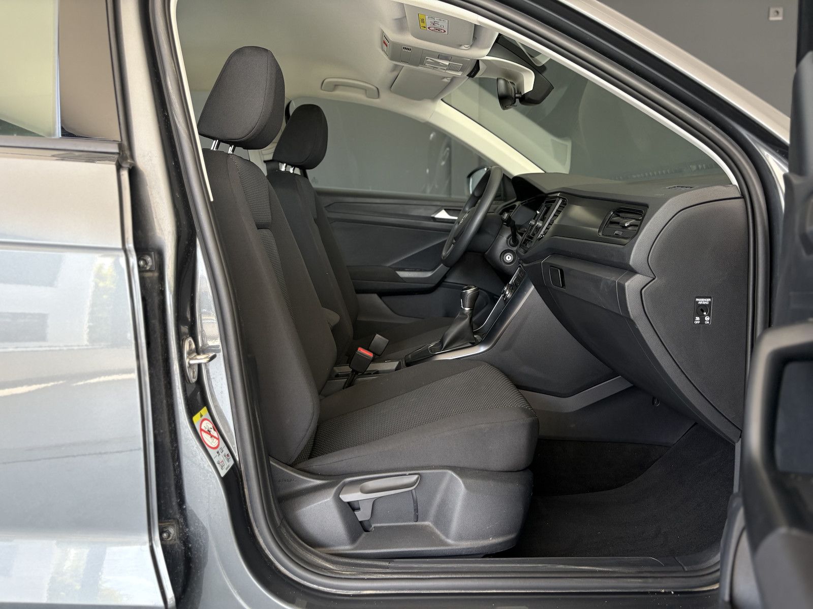 Volkswagen T-Roc 2.0 TDI - Samsaru's Car Outlet