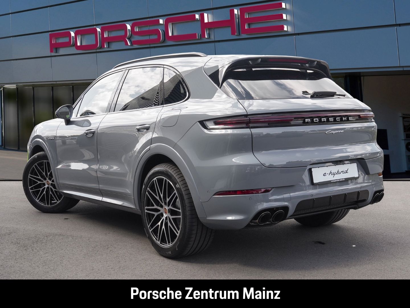 Porsche Cayenne E-Hybrid BOSE,Spo.Aga.,Pano.,HUD,Beif.Di