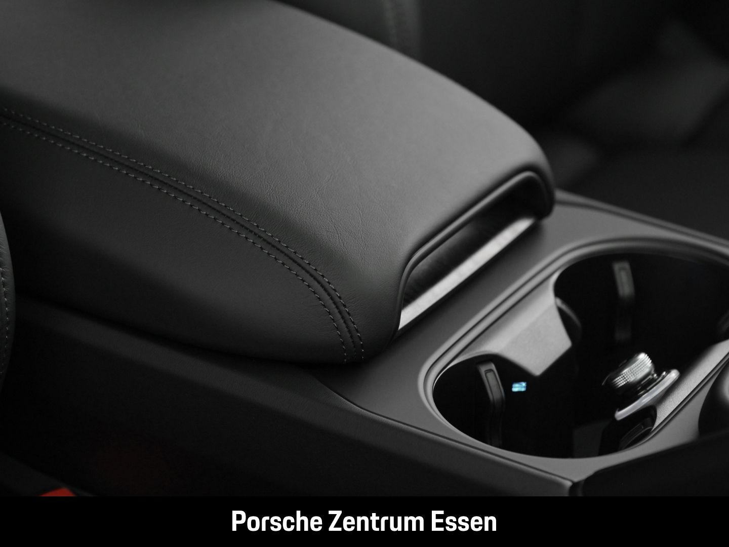 Porsche Cayenne S Coupe / Luftfederung Sportabgasanlage