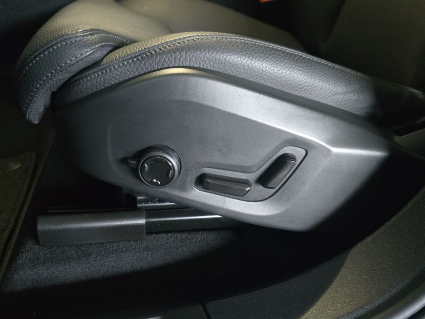 Volvo XC60 B5 B AWD Core