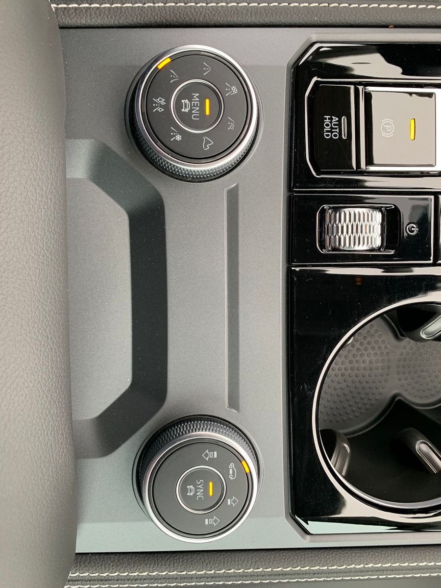 Volkswagen Touareg 3.0 TDI 210 kW  Eleg., VDO DTCO 4.1 MP1