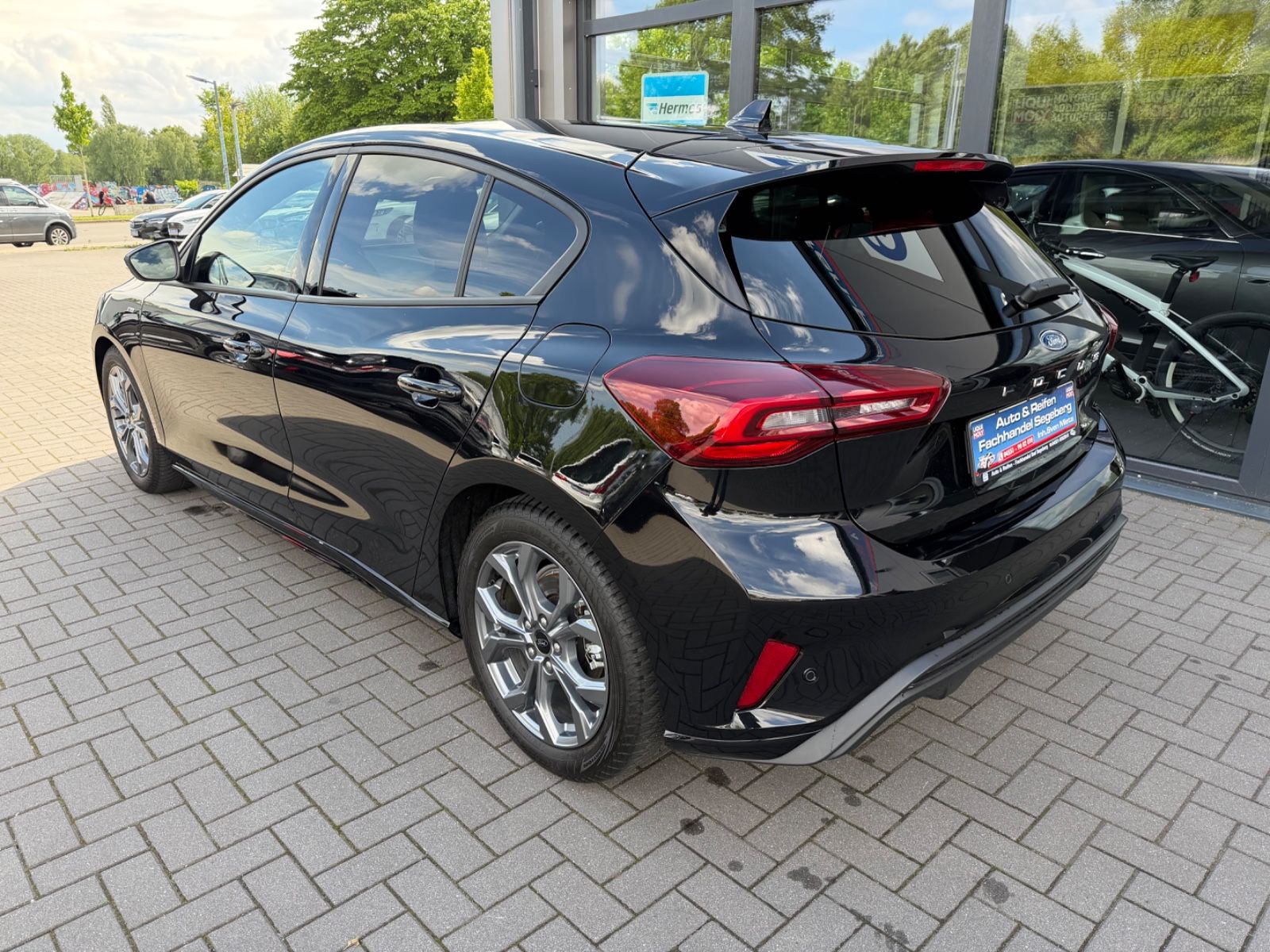 Ford Focus Lim. 1.5TDCI ST-Line*ACC*LED*NAVI*KAMERA